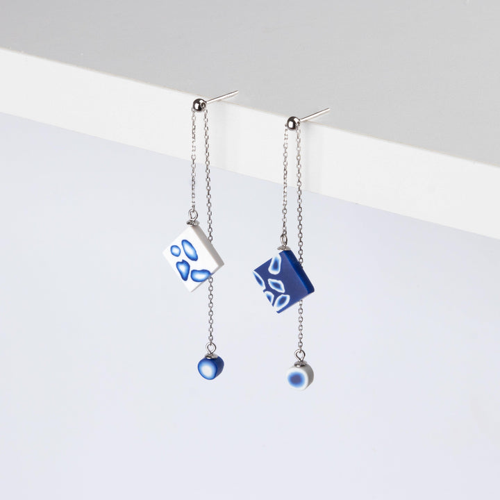 Dangle Adjustable Earrings - Blue and White Shibori - Jesnomi