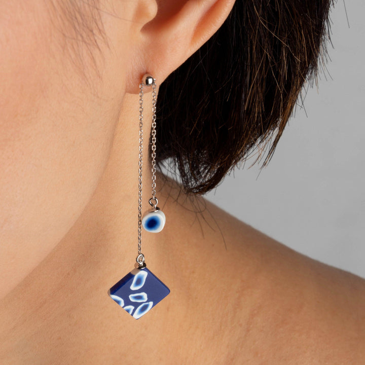 Dangle Adjustable Earrings - Blue and White Shibori - Jesnomi