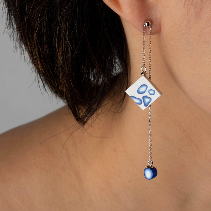 Dangle Adjustable Earrings - Blue and White Shibori - Jesnomi