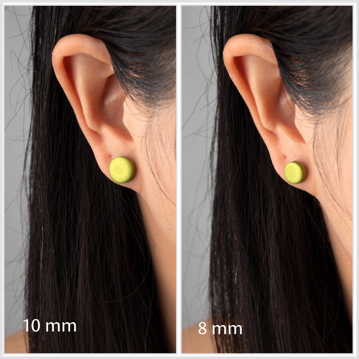 True Color Simple Stud Earrings - Metallic Green - Jesnomi