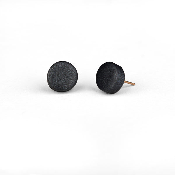 True Color Simple Stud Earrings - Charcoal - Jesnomi