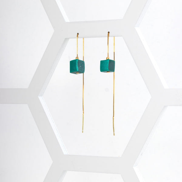 Cube Threader Earrings - Emerald - Jesnomi