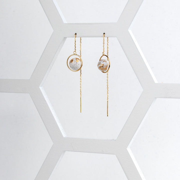 Ring Threader Earrings - Gold White - Jesnomi